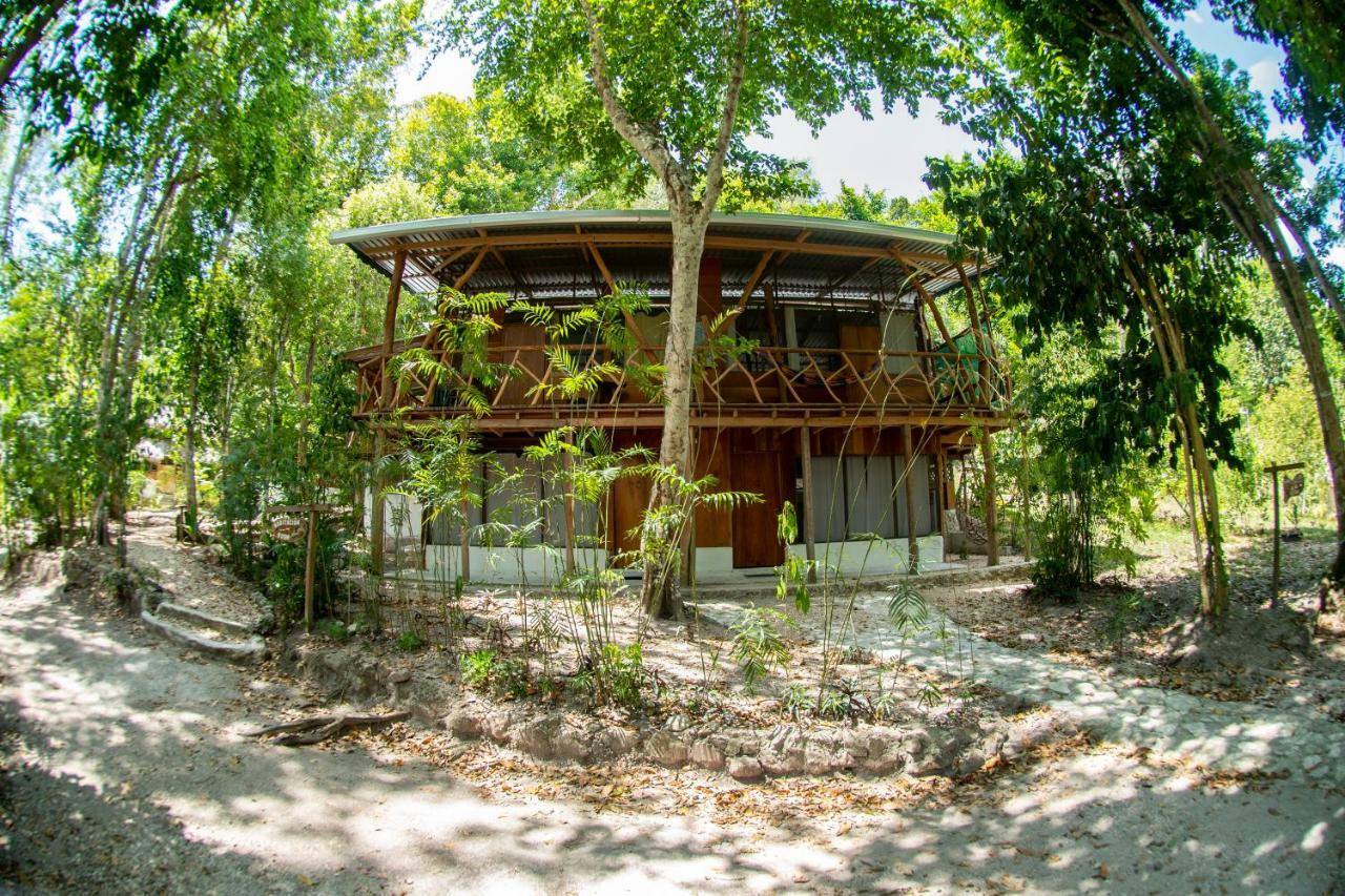 Ecolodge El Sombrero Laguna Yaxha Esterno foto